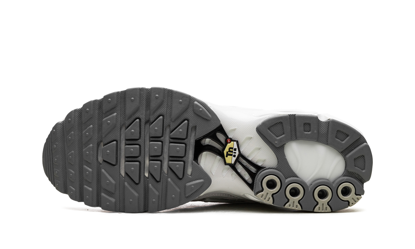 Nike Air Max Plus "Triple White"