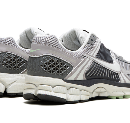Nike Zoom Vomero 5 WMNS "Cobblestone"