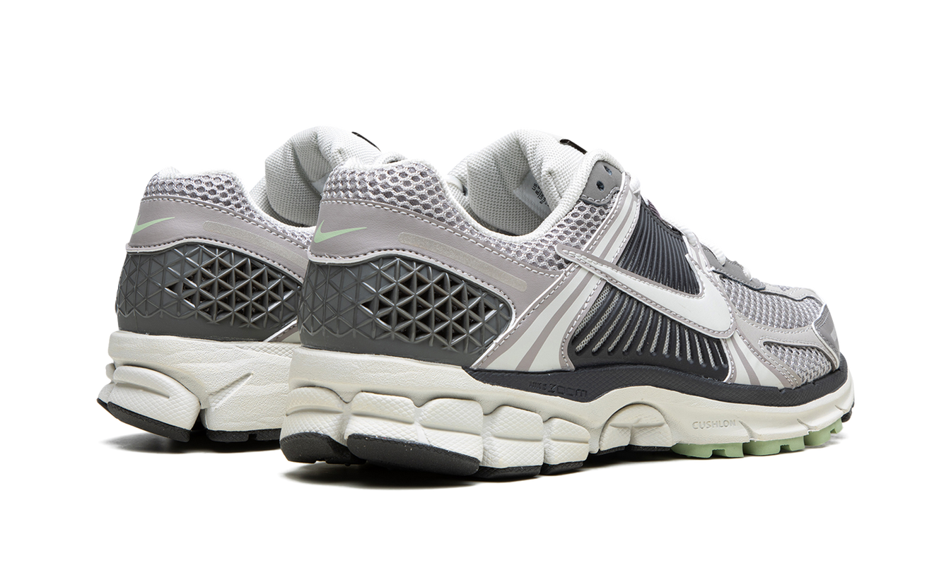 Nike Zoom Vomero 5 WMNS "Cobblestone"