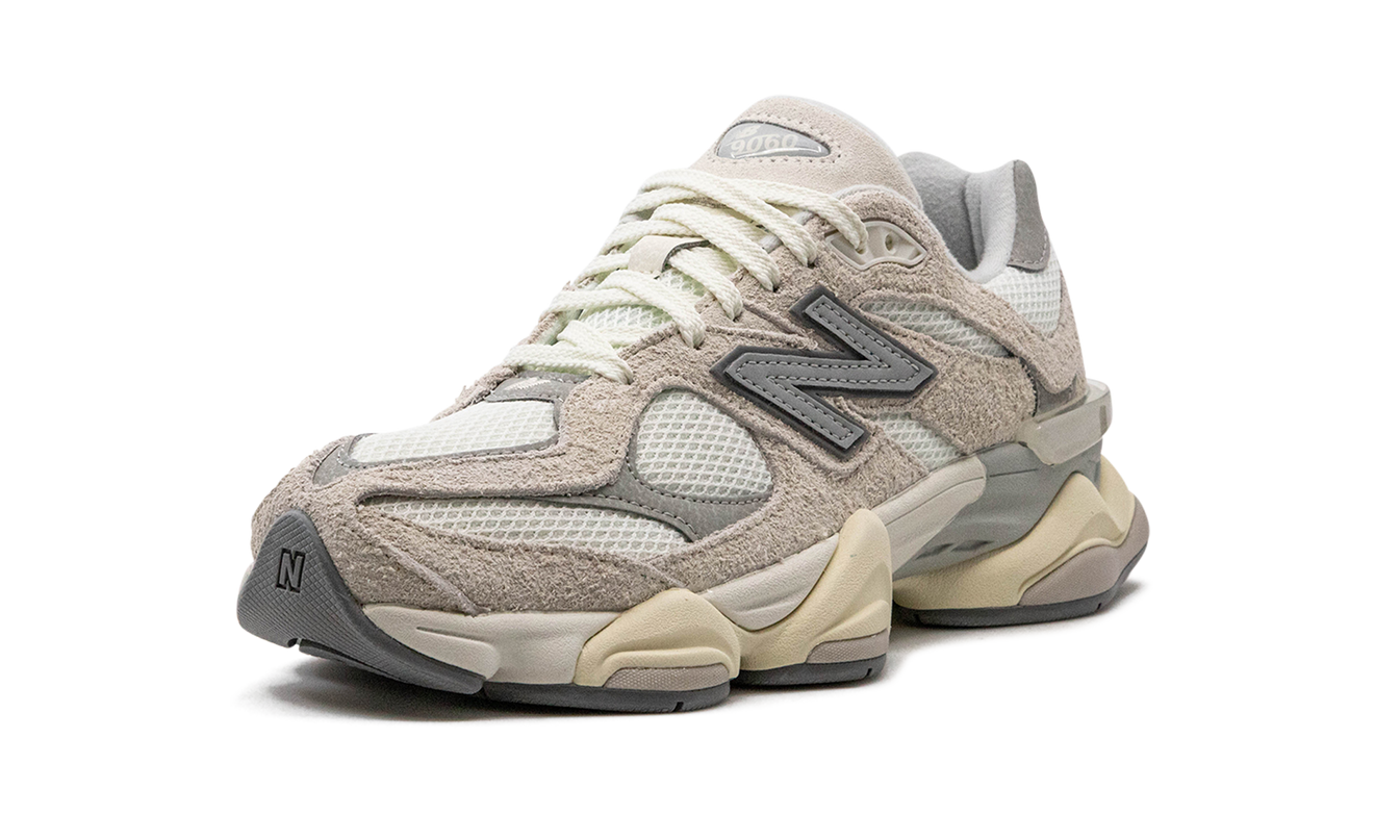 New Balance 9060 "Wildlederpaket - Meersalz"