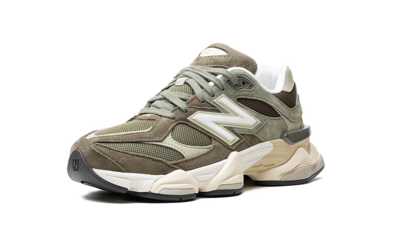 New Balance 9060 „Dunkel Camo / Dunkel Oliv / Sandstein“