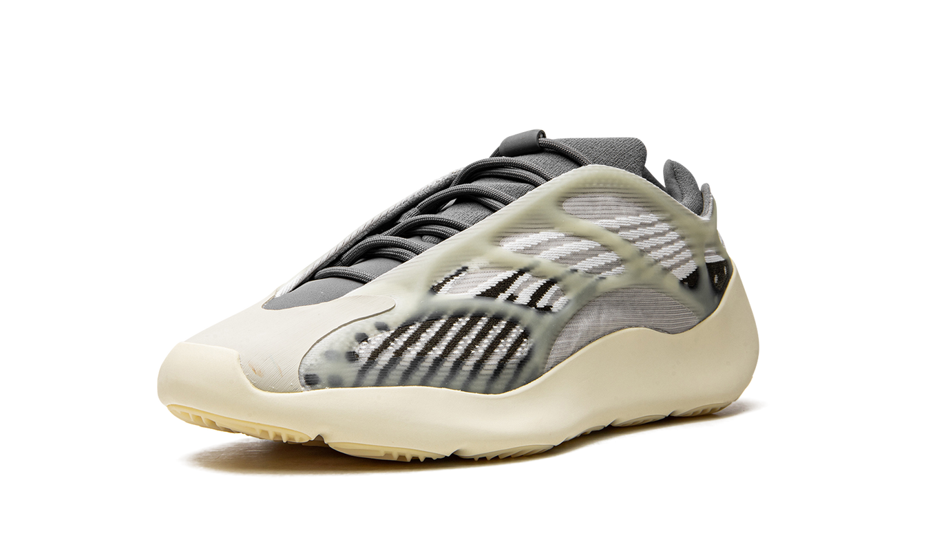 Yeezy 700 V3 "Fade Salt"