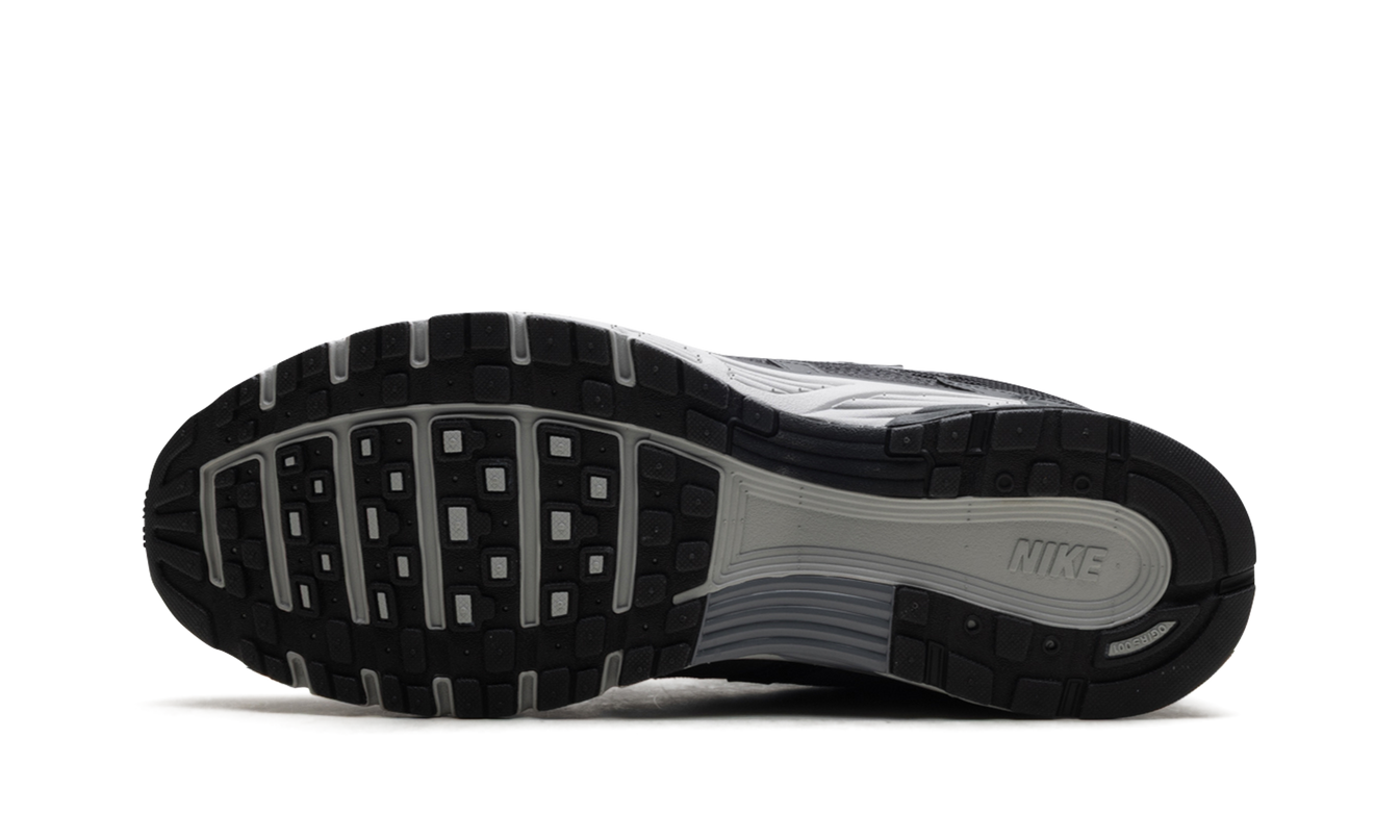 Nike P-6000 „Anthrazit Rauchgrau“