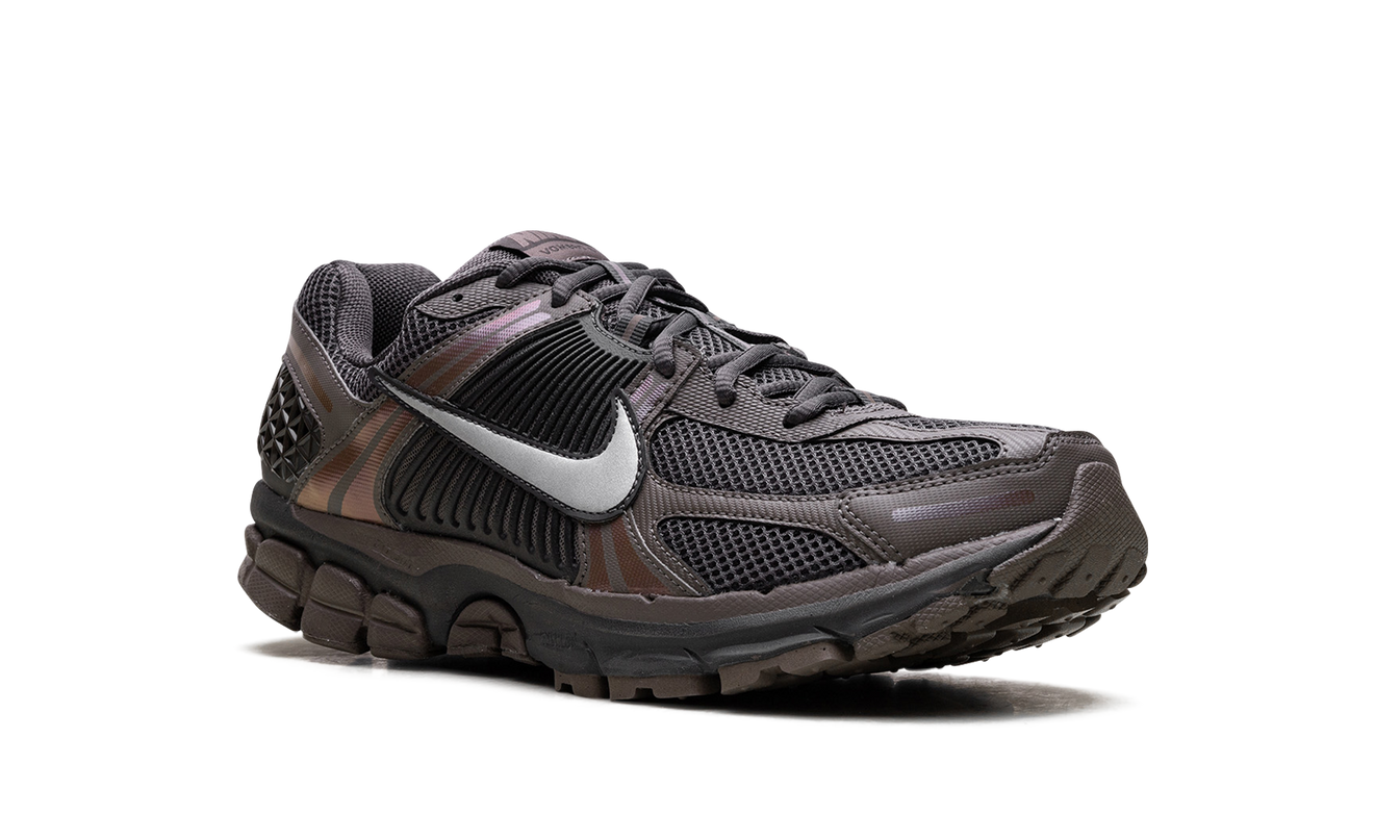 Zoom Vomero 5 "Cave Stone"