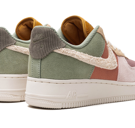 Nike Air Force 1 WMNS "Oil Green"