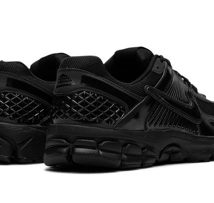 Zoom Vomero 5 „Dover Street Market – 20. Jahrestag“