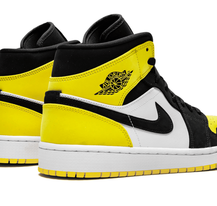 Air Jordan 1 Mid SE "Yellow Toe"