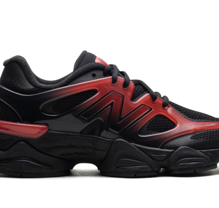 New Balance 9060 „Schwarz-Rot-Farbverlauf“