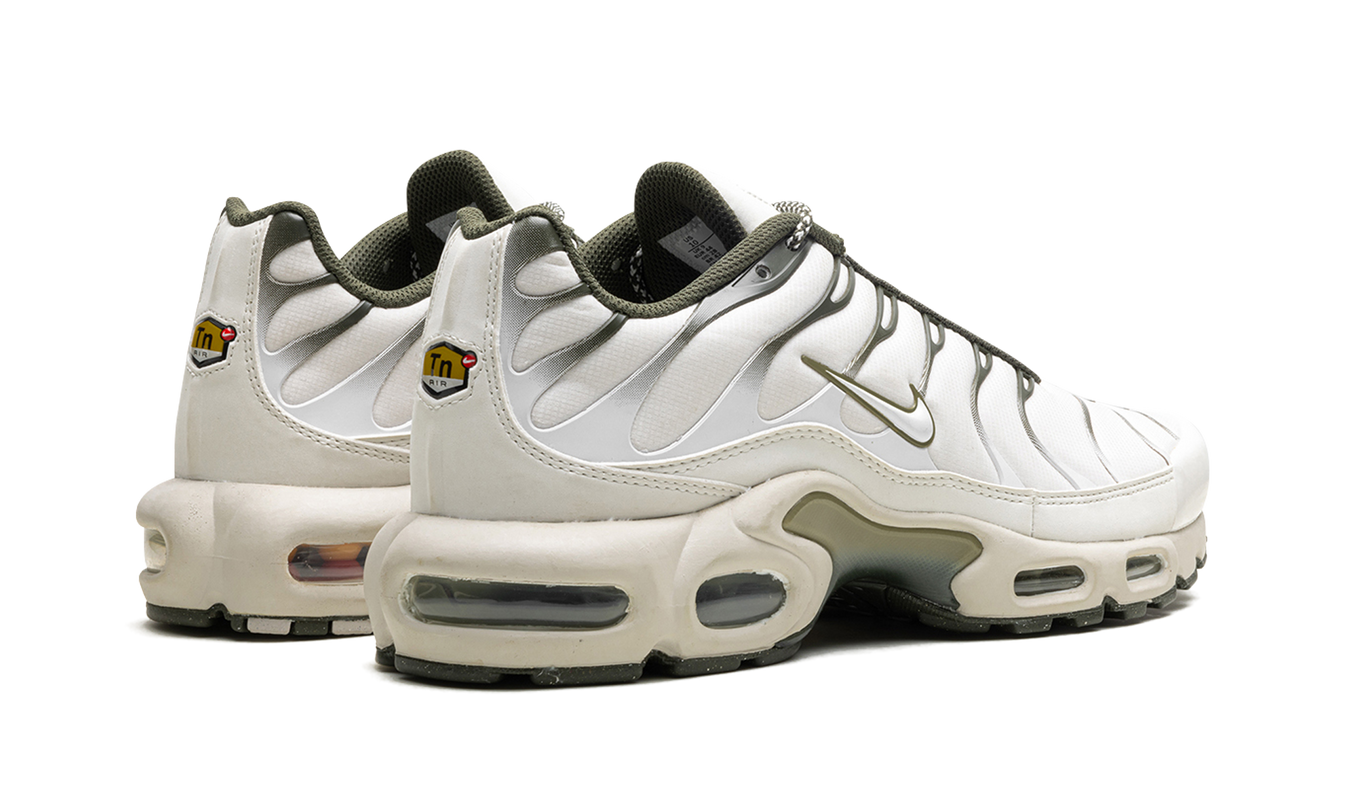 Nike Air Max Plus "Phantom Neutral Olive"