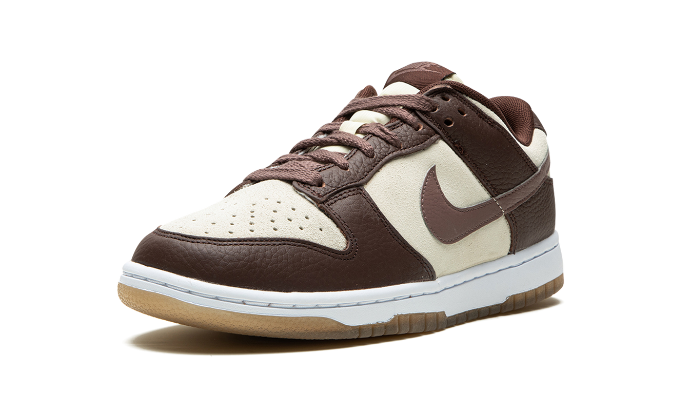Nike Dunk Low WMNS "Plum / Coconut Milk"