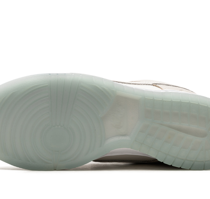 Nike Dunk Low WMNS "Supersonic"