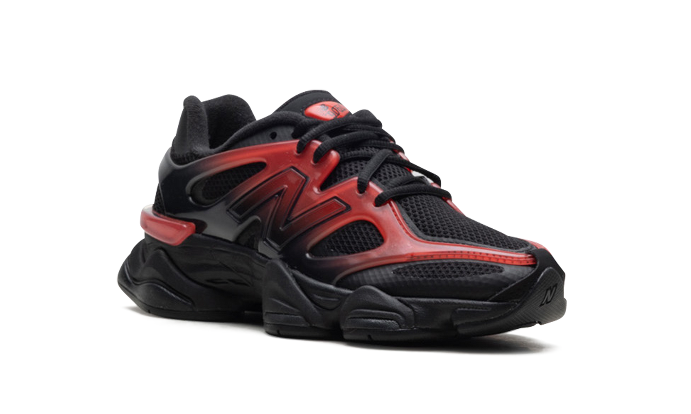 New Balance 9060 „Schwarz-Rot-Farbverlauf“