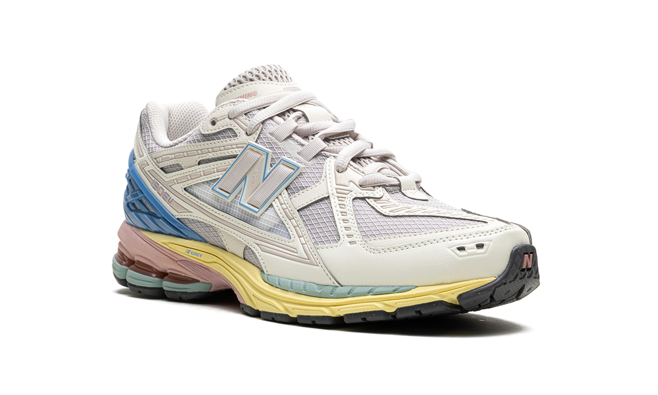 New Balance 1906N „Mondneujahr“