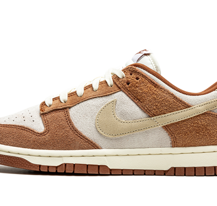 Nike Dunk Low PRM "Medium Curry"