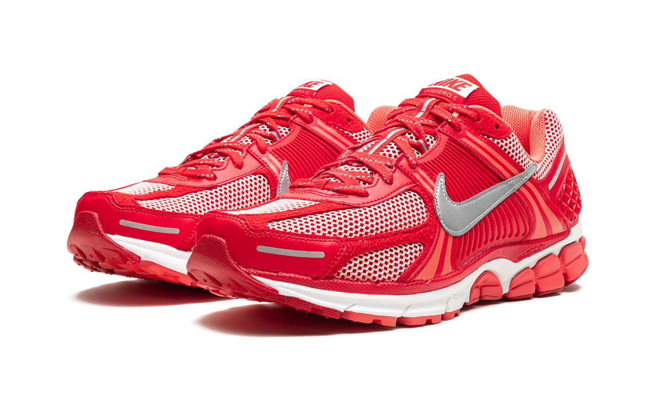 Nike Zoom Vomero 5 PRM "University Red Metallic Silver"