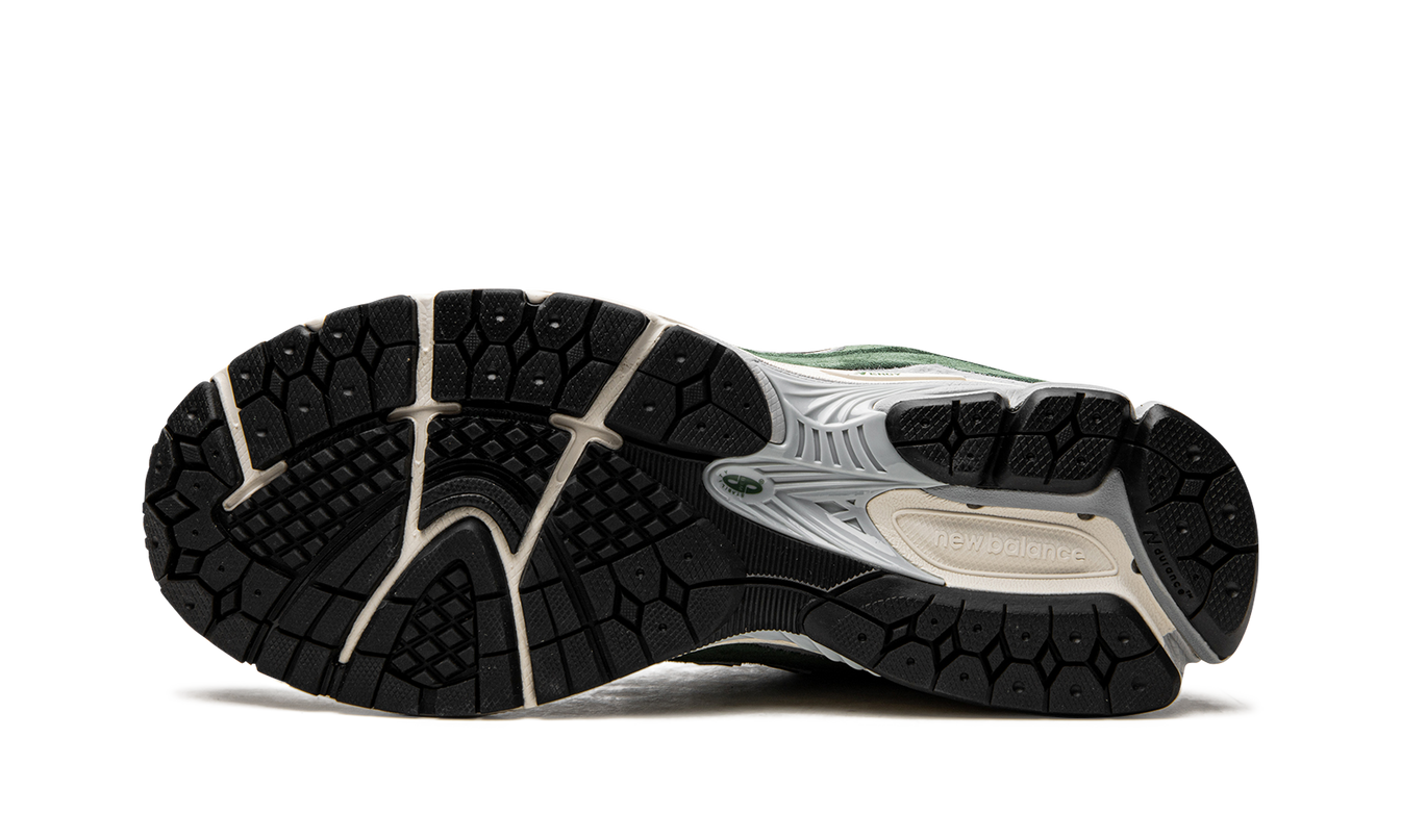 New Balance 2002R "Jade Green"