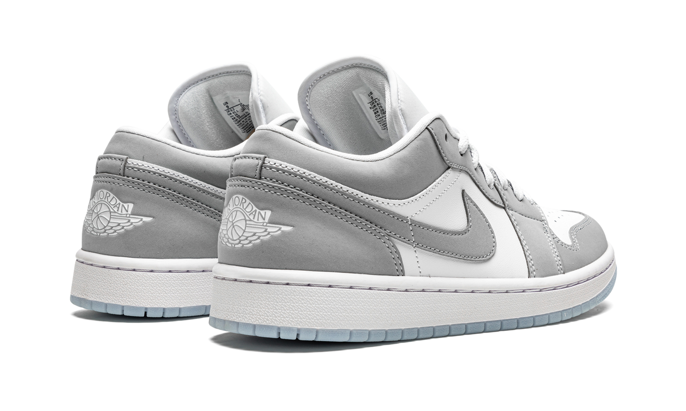 Air Jordan 1 LOW WMNS "White / Wolf Grey"