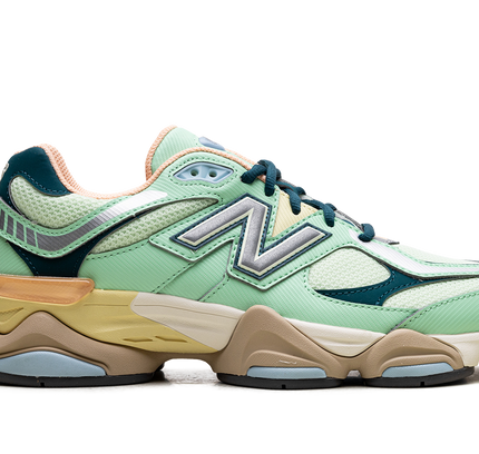 New Balance 9060 „Sweetgrass Deep Ocean“
