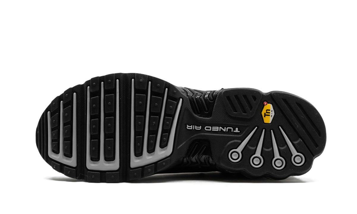 Nike Air Max Plus 3 "TRIPLE BLACK"