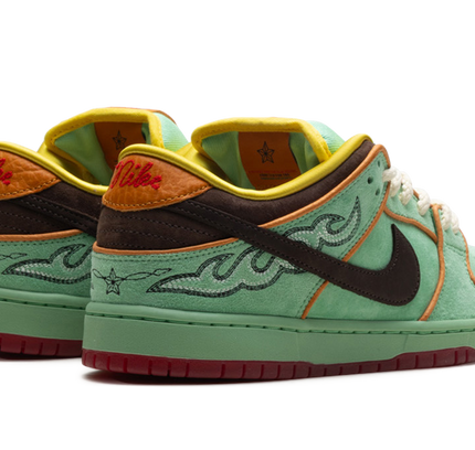 Nike Dunk SB Low "Rodeo Tourmaline"