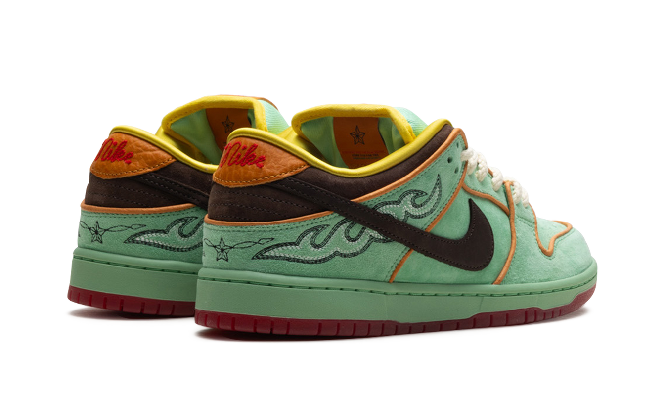 Nike Dunk SB Low "Rodeo Tourmaline"