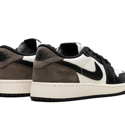 Air Jordan 1 GS "Mocha"