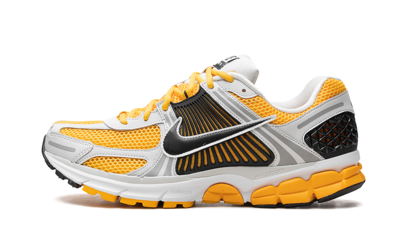 Nike Zoom Vomero 5 "University Gold'"