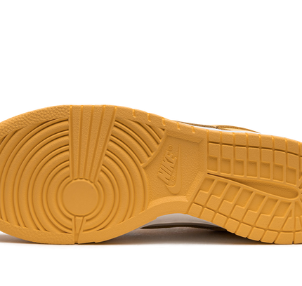Nike Dunk Low WMNS "Citron Pulse"