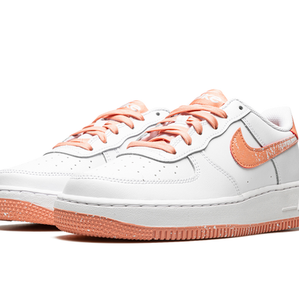 Nike Air Force 1 LV8