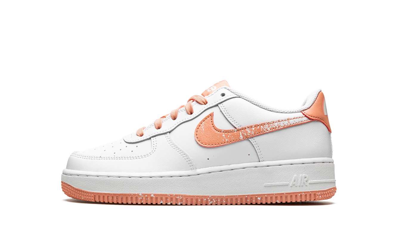 Nike Air Force 1 LV8
