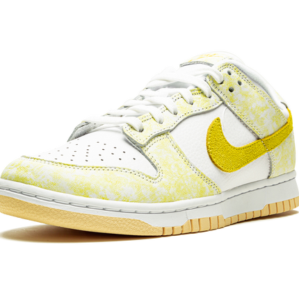 Nike Dunk Low WMNS "Yellow Strike"
