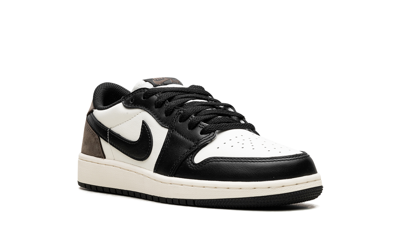 Air Jordan 1 GS "Mocha"