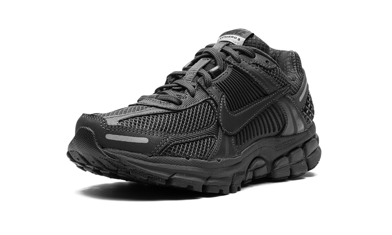 Nike Zoom Vomero 5 WMNS "Triple Black"