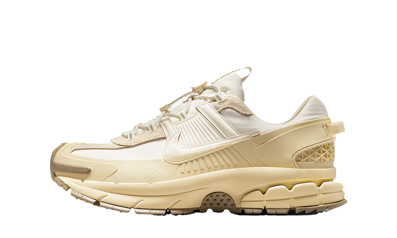 Zoom Vomero Roam "Pale Ivory Light Khaki"