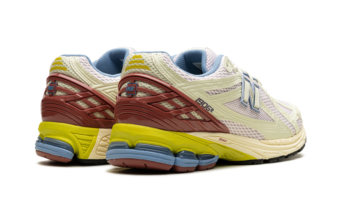 New Balance 1906R "Dawn Glow/Tamarind"