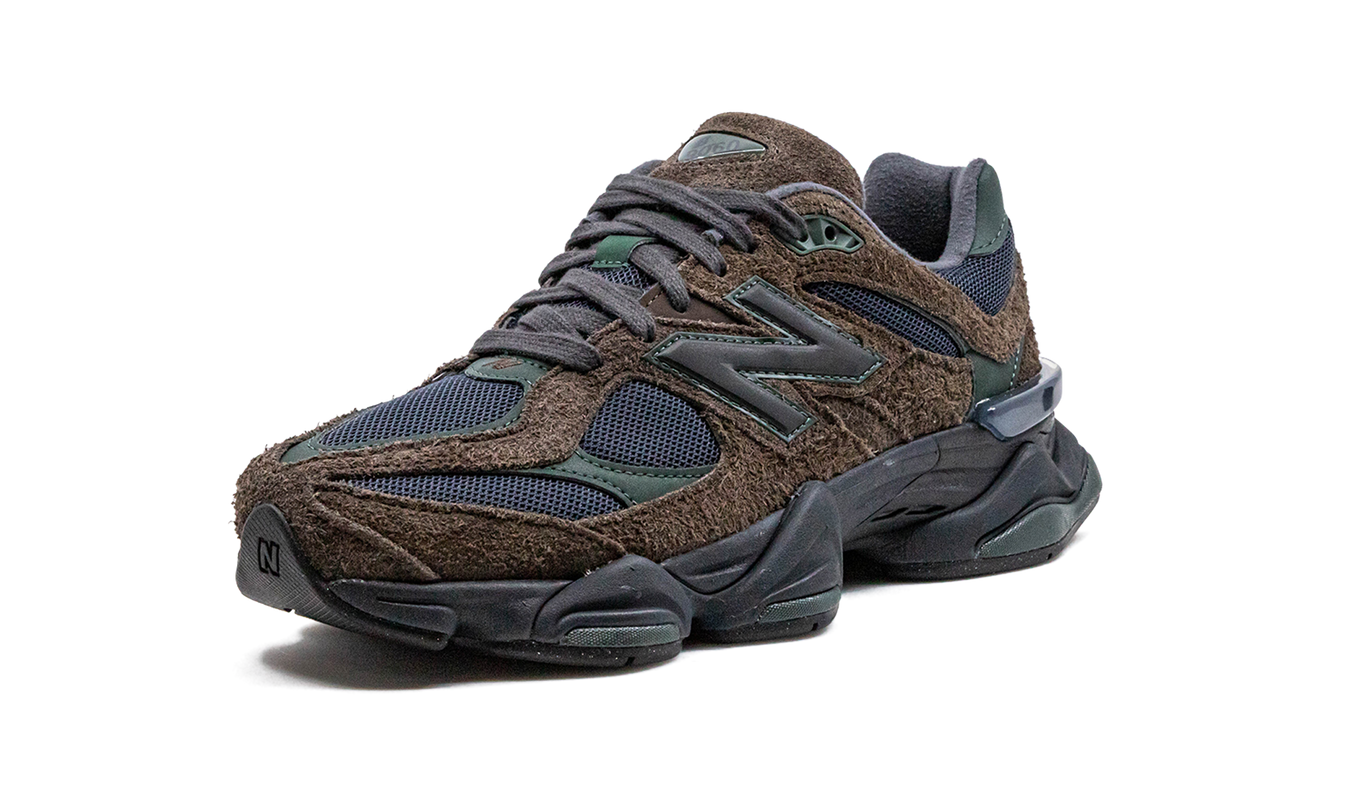 New Balance 9060 „Rindfleisch und Brokkoli“