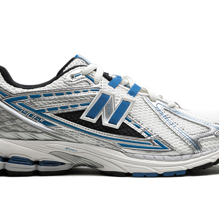 New Balance 1906R "SILVER METALLIC"