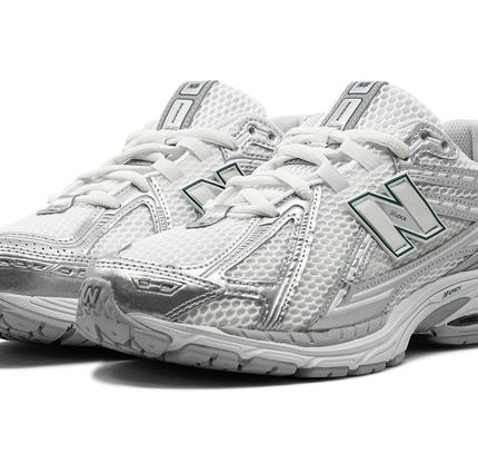 New Balance 1906R "SILVER METALLIC"