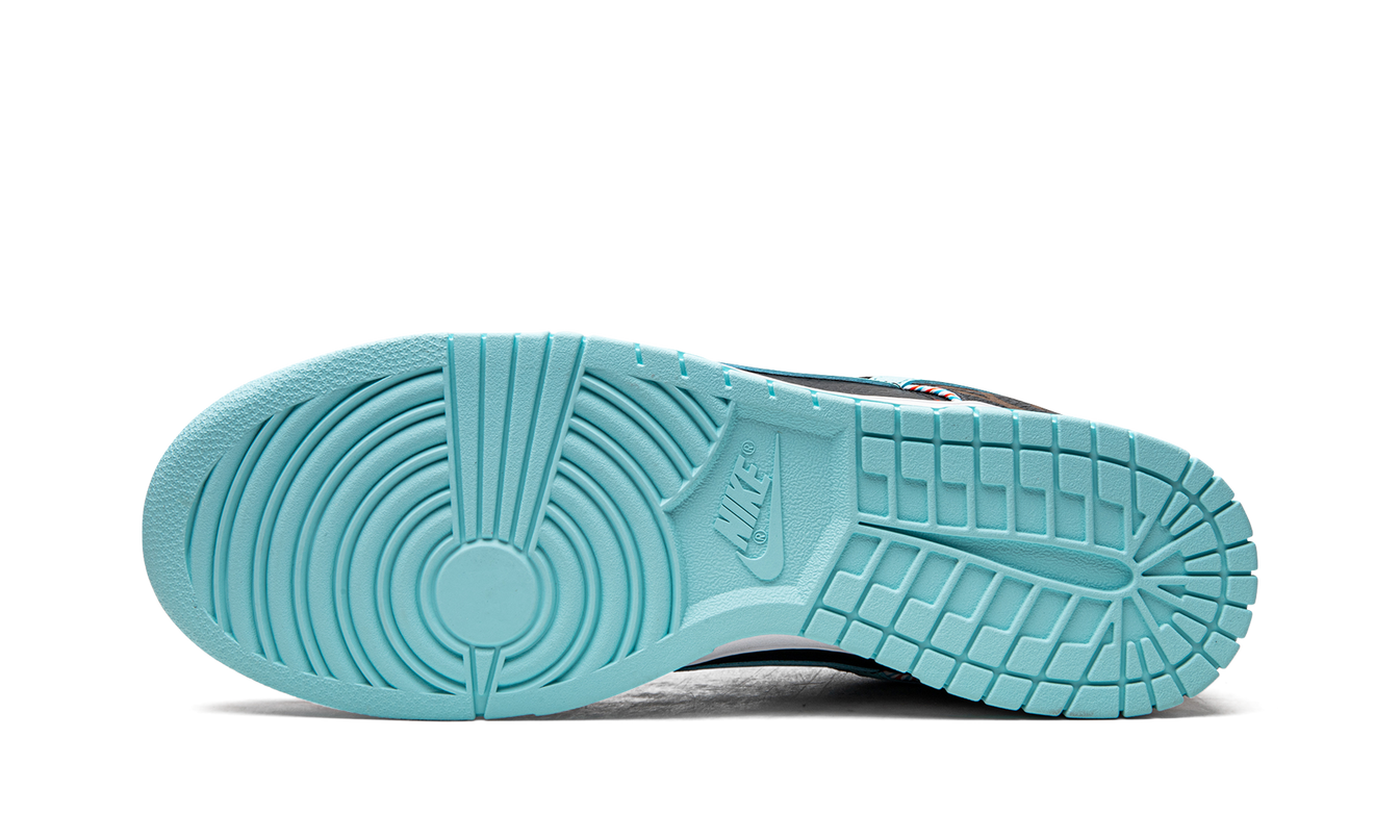 Nike Dunk Low "Barbershop"