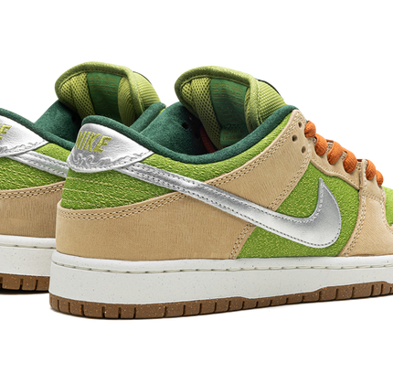 Nike Dunk SB Low "Escargot"