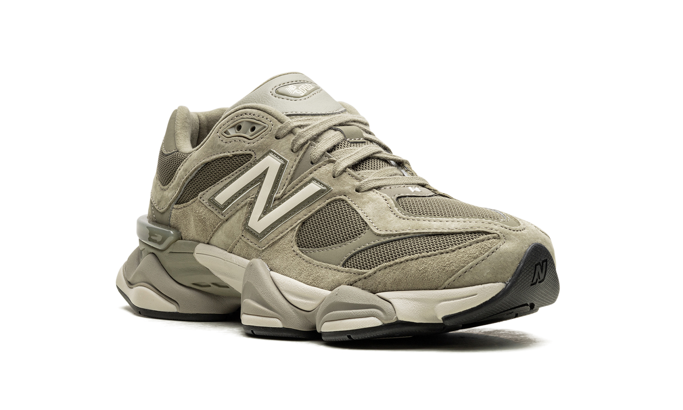 New Balance 9060 „Covert Green“
