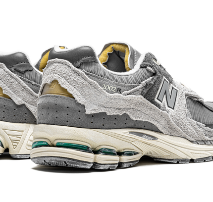 New Balance 2002R "Protection Pack - Grau"