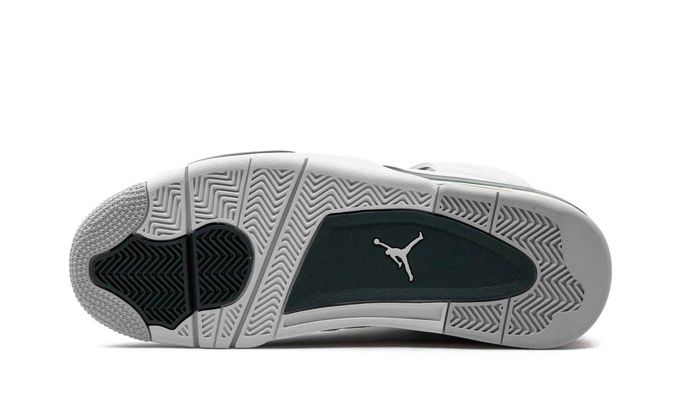 Air Jordan 4 „Oxidiertes Grün“
