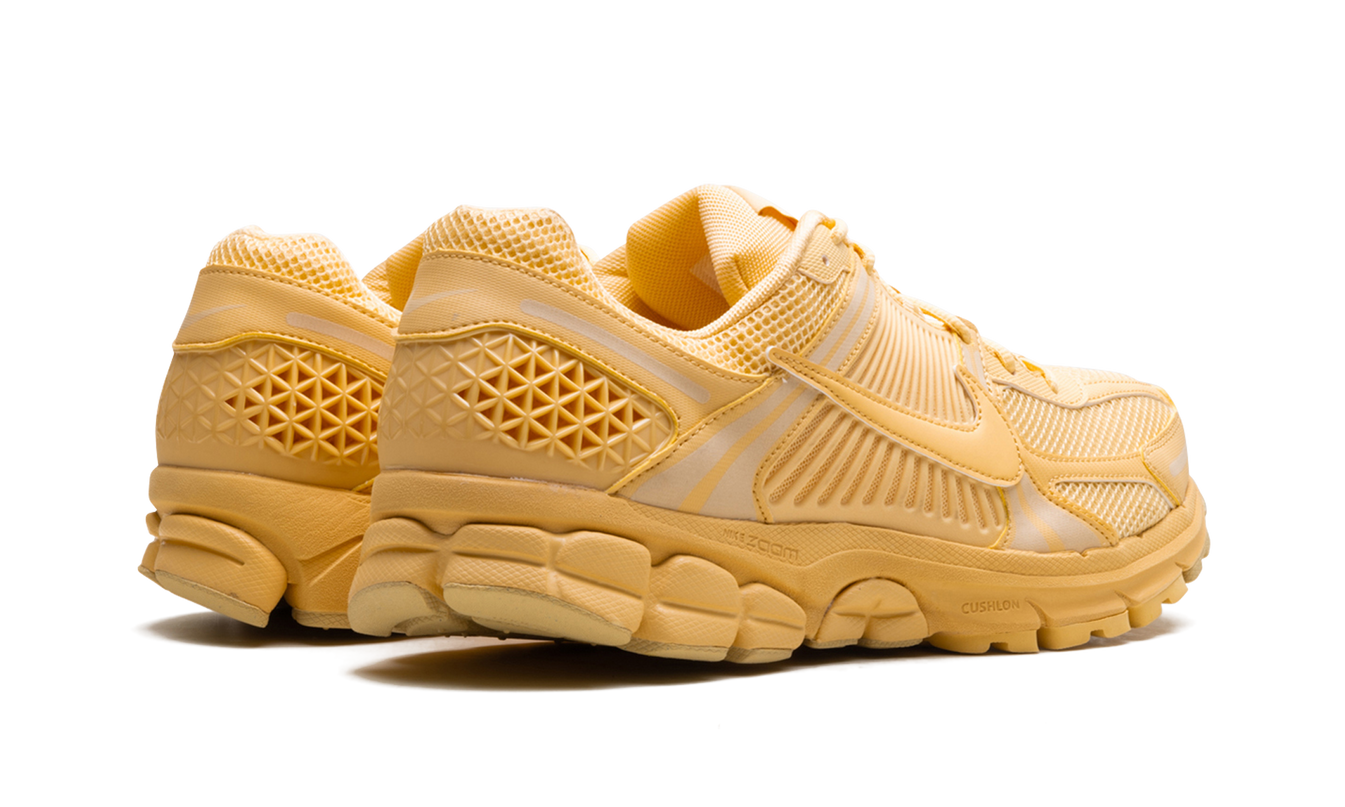 Nike Zoom Vomero 5 "Celestial Gold"