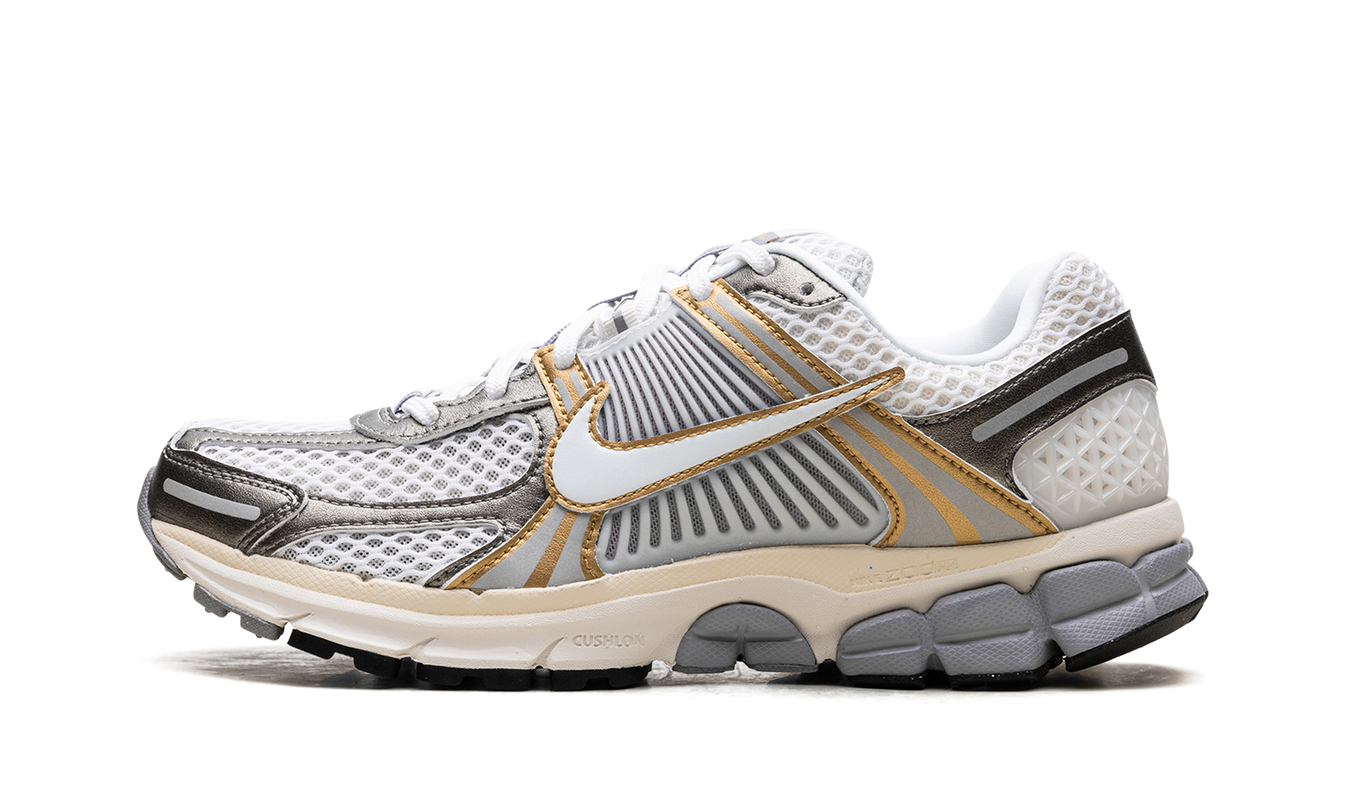Zoom Vomero 5 „Platinum Tint Metallic Gold“