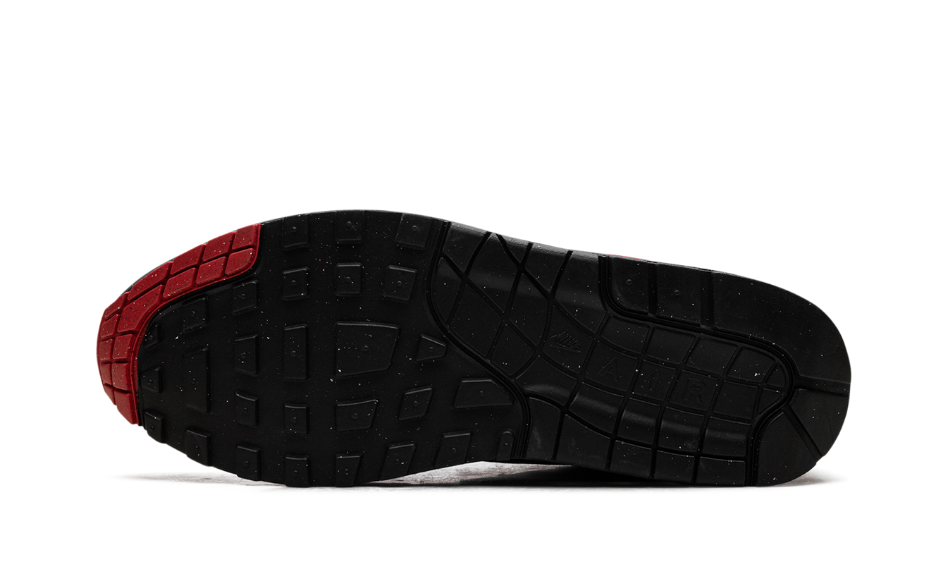 Nike Air Max 1 Essential "Vamps"