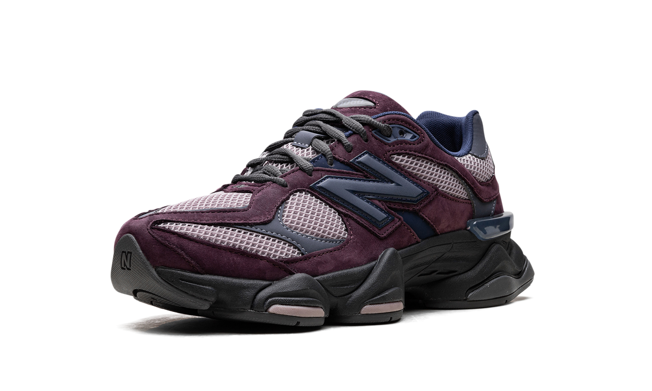 New Balance 9060 „Pflaumenbraun Eiswein“