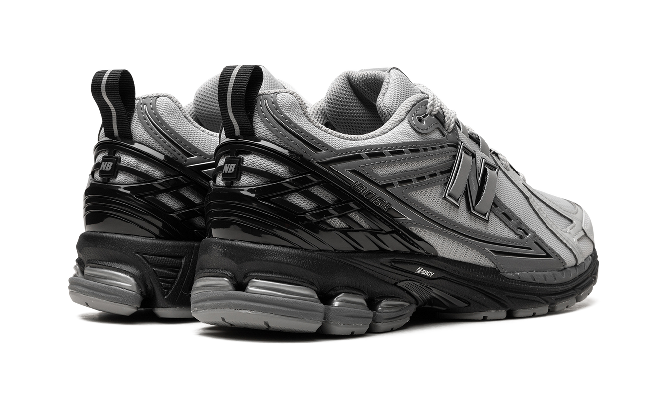 New Balance 1906R "Grau / Schwarz"