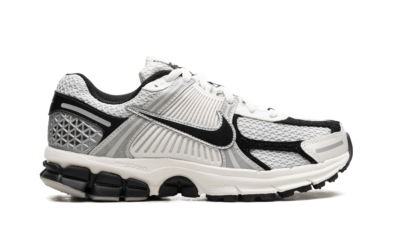 Zoom Vomero 5 "Photon Dust Black"