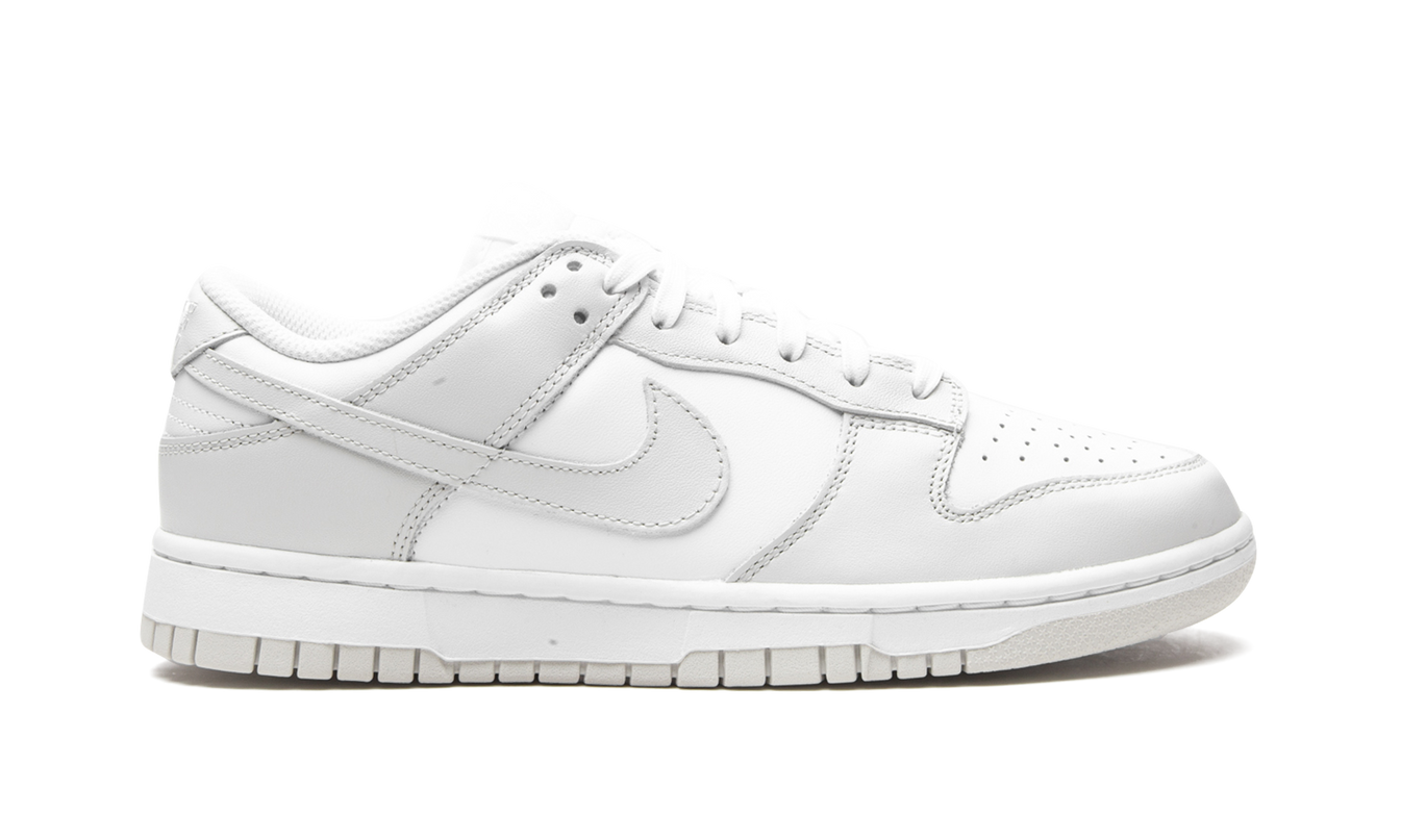 Nike Dunk Low WMNS "Photon Dust"